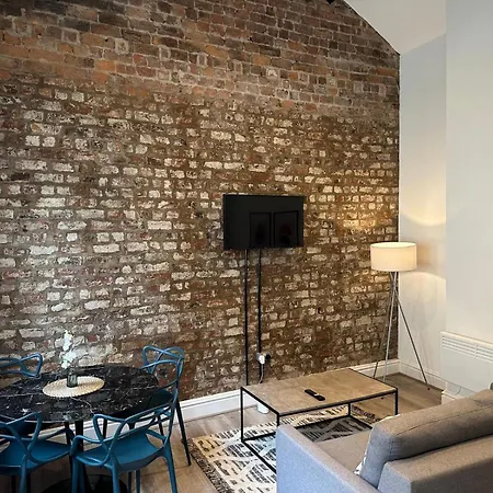 Apartment Harrington Street By Beehosting *