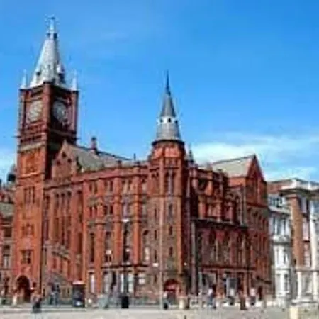 Apartment Centre Vintage Theme Guest Free Parkin Liverpool