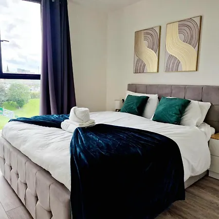 Westminster Park Luxury One Bed With Free Parking ليفربول