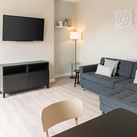 Apartment Host & - The Quarter *