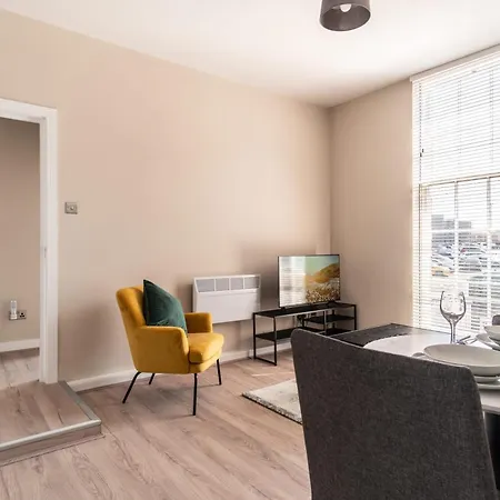 Apartment Stunning 1 Bedroom In