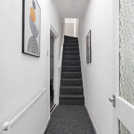 Woodbine House - Air Host And - Free Parking Holiday home *