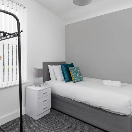 Woodbine House - Air Host And - Free Parking Holiday home Liverpool