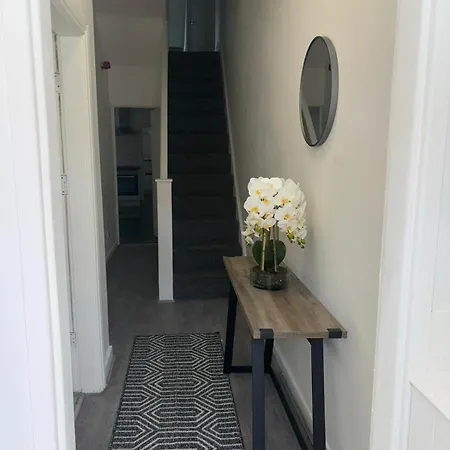Holiday home Luxe Spacious 5-bed House In