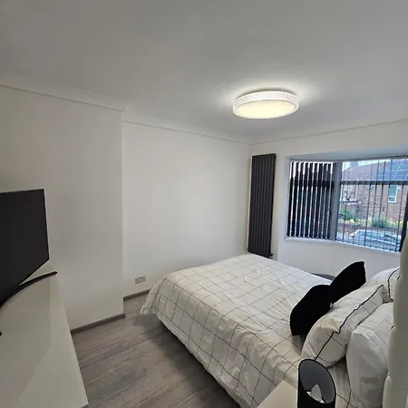 Woolfall Heath Avenue Apartment Liverpool