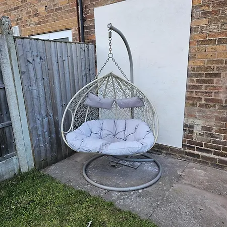 Woolfall Heath Avenue Apartment *