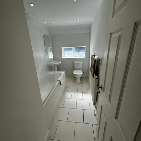No 6 At Mannering, 2 Bed Near Sefton Park And Lark Lane Apartment