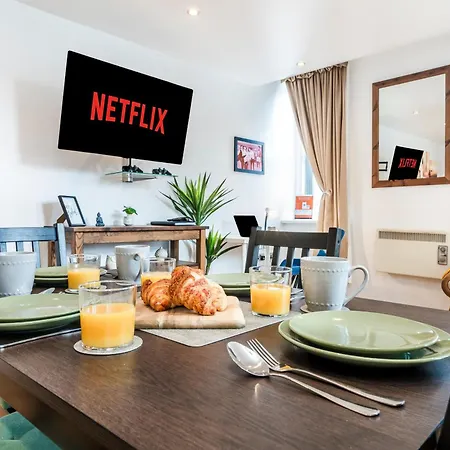 Cavern Quarters, Beautiful Two Bedroom Centre By Garudy Serviced And Short Lets - Perfect For Longer Lägenhet *