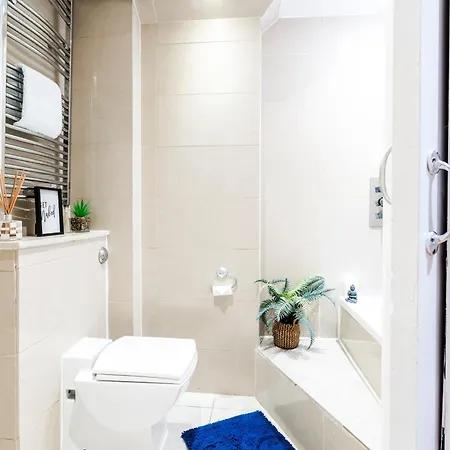 Cavern Quarters, Beautiful Two Bedroom Centre By Garudy Serviced And Short Lets - Perfect For Longer Appartement