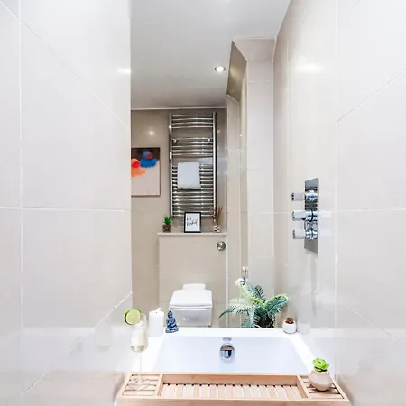 Cavern Quarters, Beautiful Two Bedroom Centre By Garudy Serviced And Short Lets - Perfect For Longer * Liverpool