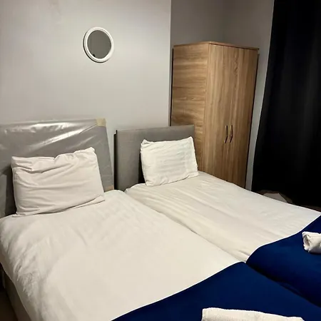 Holiday home Charming Sefton Park Escape, Pet-friendly