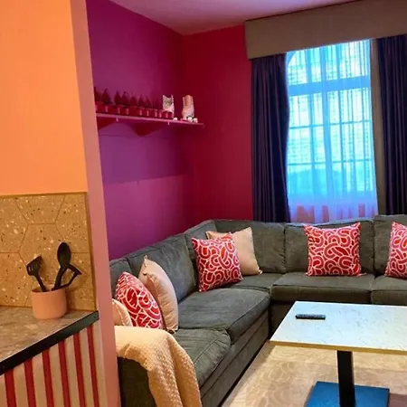 Epic Seel Street Апарт-отель 4*
