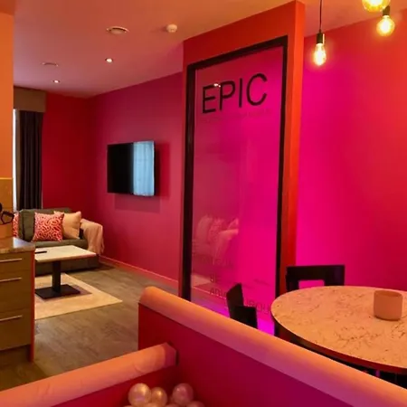 Апарт-отель Epic Seel Street 4*
