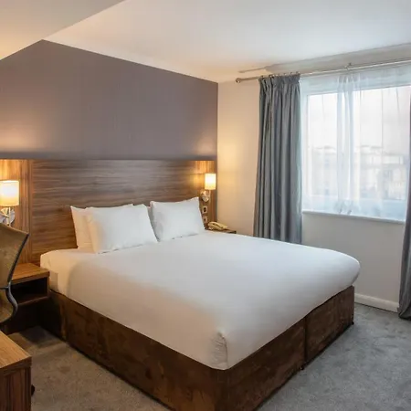 Holiday City Centre By Ihg Отель