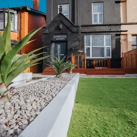 Modern 2-bed Flat, Sleeps 6 Apartment