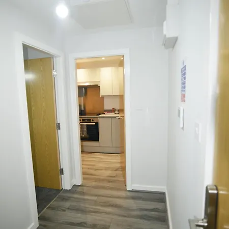 Luxury Oasis By Lvp - 1-bedroom Gem Apartment