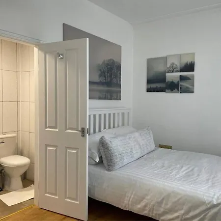 Beautiful Six Bedroom Townhouse Citybreak Close To Centre * Liverpool