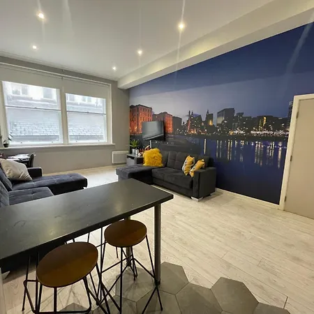 Apartment Fantastic Centre Apartments, Fenwick Street *