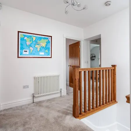 Historic Retreat With Large Garden Free Parking * Liverpool