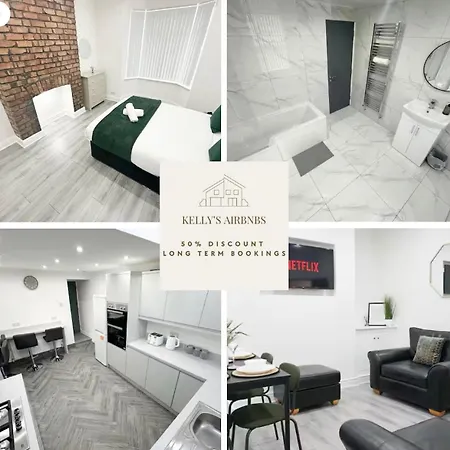 Contractors Dream, 4 Bedroom 2 Bathroom Holiday home