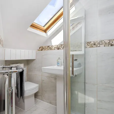 Jubilee House - Free Parking, Self Check-in, Fast Wifi And Smart Tv Affittacamere *