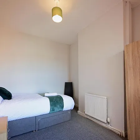 Silver Bambu Hideaway Apartment *