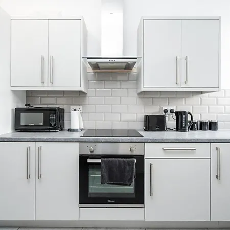 Dom wakacyjny Stunning House - Free Parking - Goodison&anfield