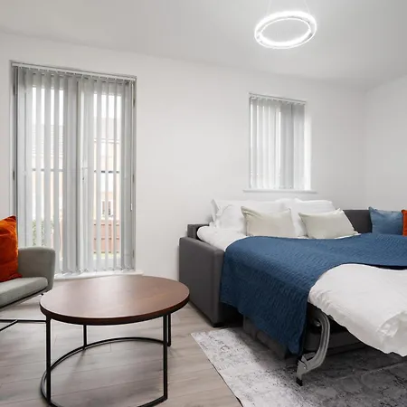 Hébergement de vacances Freshly Renovated 4-bed 3 Floors Free Parking *
