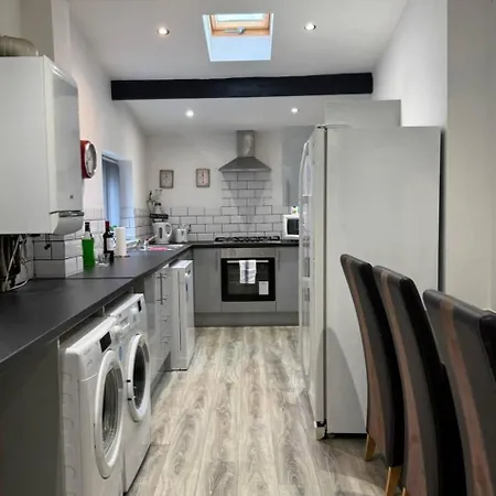 5 Casa Compartilhada No L6 Guest house Liverpool