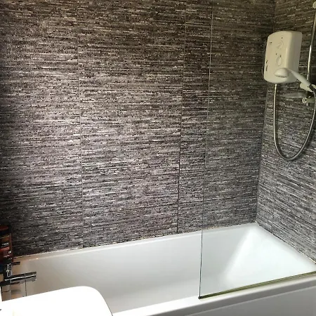 Cozy Little House 3 Minutes From Brunswick Train Holiday home Liverpool