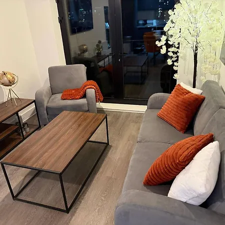 Center Penthouse Apartment Liverpool