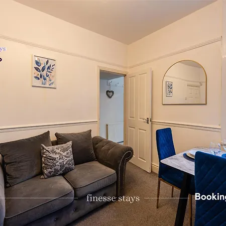 Last-minute Grabs L Premium Offers L 4bdr House By Finesse Short Lets & Serviced With Free Wifi