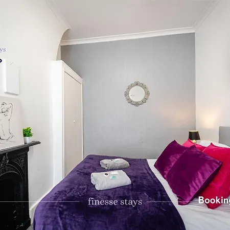 Holiday home Last-minute Grabs L Premium Offers L 4bdr House By Finesse Short Lets & Serviced With Free Wifi Liverpool