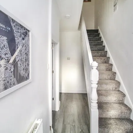 Family Getaway Near Centre, Pets Encouraged