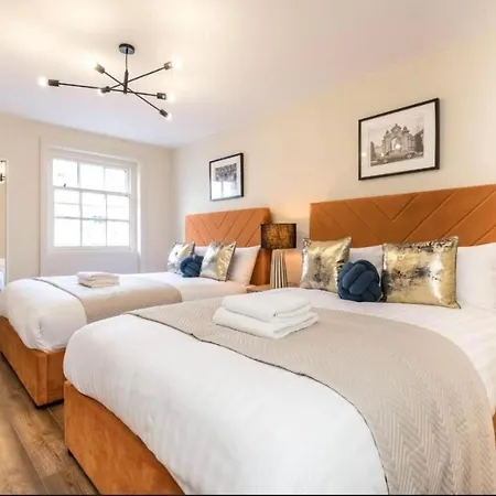 71 Townhouse By Elite Holiday home Liverpool