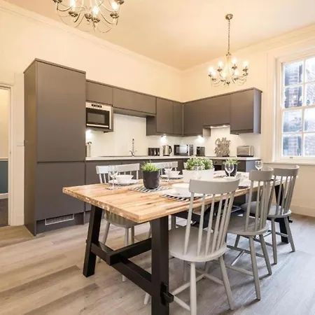 71 Townhouse By Elite * Liverpool