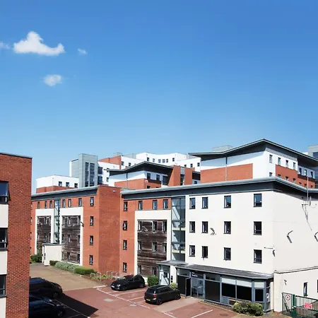 Prospect Point In Apartment Liverpool