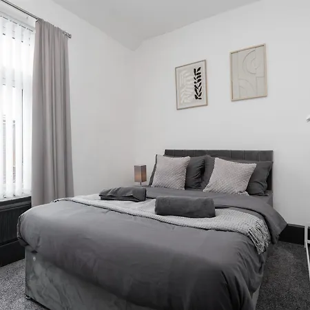 Dom wakacyjny Stunning House - Free Parking - Goodison&anfield Liverpool