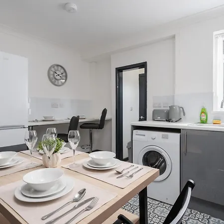 Dom wakacyjny Stunning House - Free Parking - Goodison&anfield