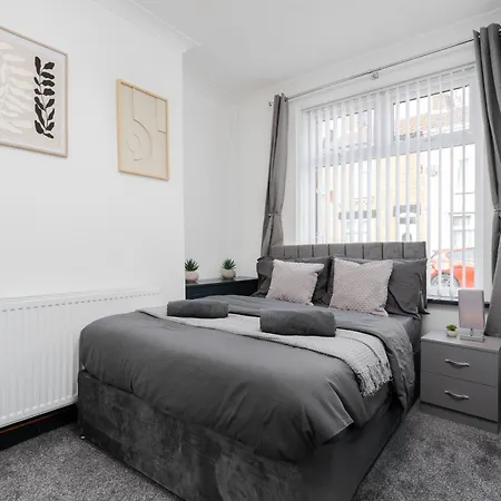 Dom wakacyjny Stunning House - Free Parking - Goodison&anfield Liverpool