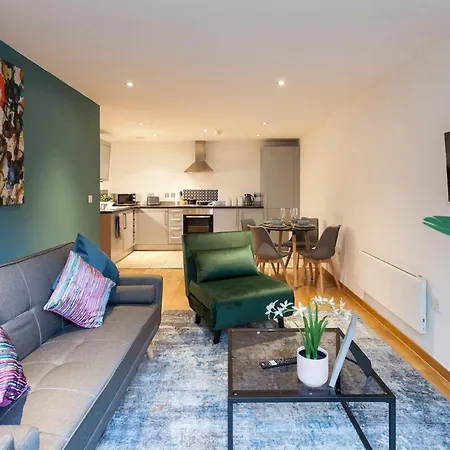 Stay, 2 Bed 2 Bath, Sleeps Up To 7, Netflix Daire *