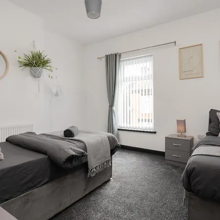 Dom wakacyjny Stunning House - Free Parking - Goodison&anfield
