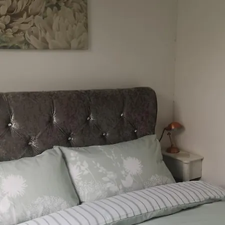 39 Cowley Road Holiday home