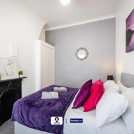 Last-minute Grabs L Premium Offers L 4bdr House By Finesse Short Lets & Serviced With Free Wifi Liverpool