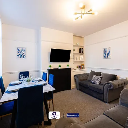 Last-minute Grabs L Premium Offers L 4bdr House By Finesse Short Lets & Serviced With Free Wifi *