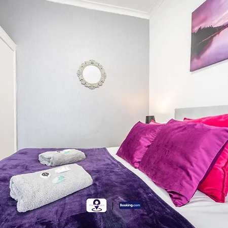 Last-minute Grabs L Premium Offers L 4bdr House By Finesse Short Lets & Serviced With Free Wifi Liverpool