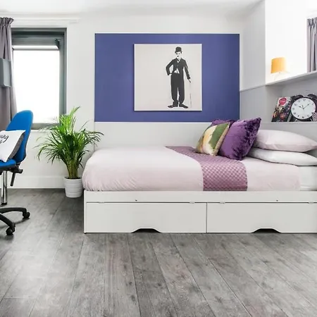 Apartment For Students Only - Ablett House In Liverpool Liverpool