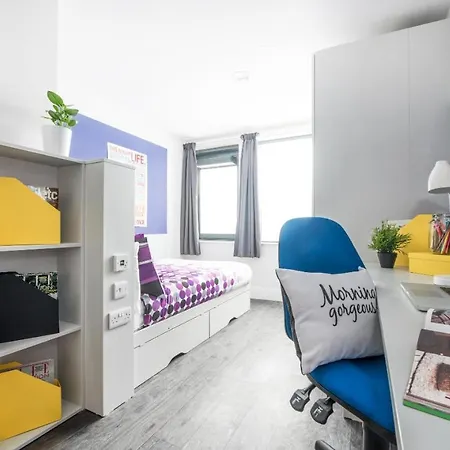 Apartment For Students Only - Ablett House In Liverpool