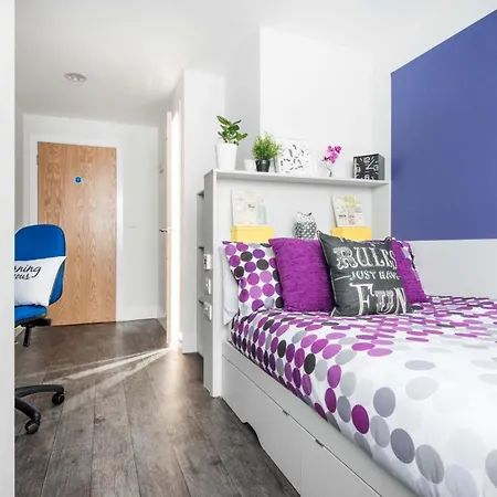 Apartment For Students Only - Ablett House In Liverpool *