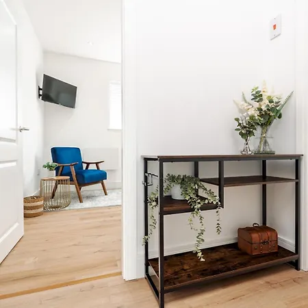 Pass The Keys Peaceful Work 1 Bed Wifi Parking N6 Apartment *